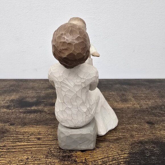 Demdaco Willow Tree Grandmother Figurine Woman with Child Susan Lordi 2001 - Picture 4 of 8